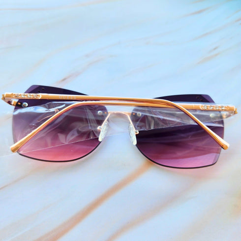 Lentes de Sol GUESS con estuche purpura